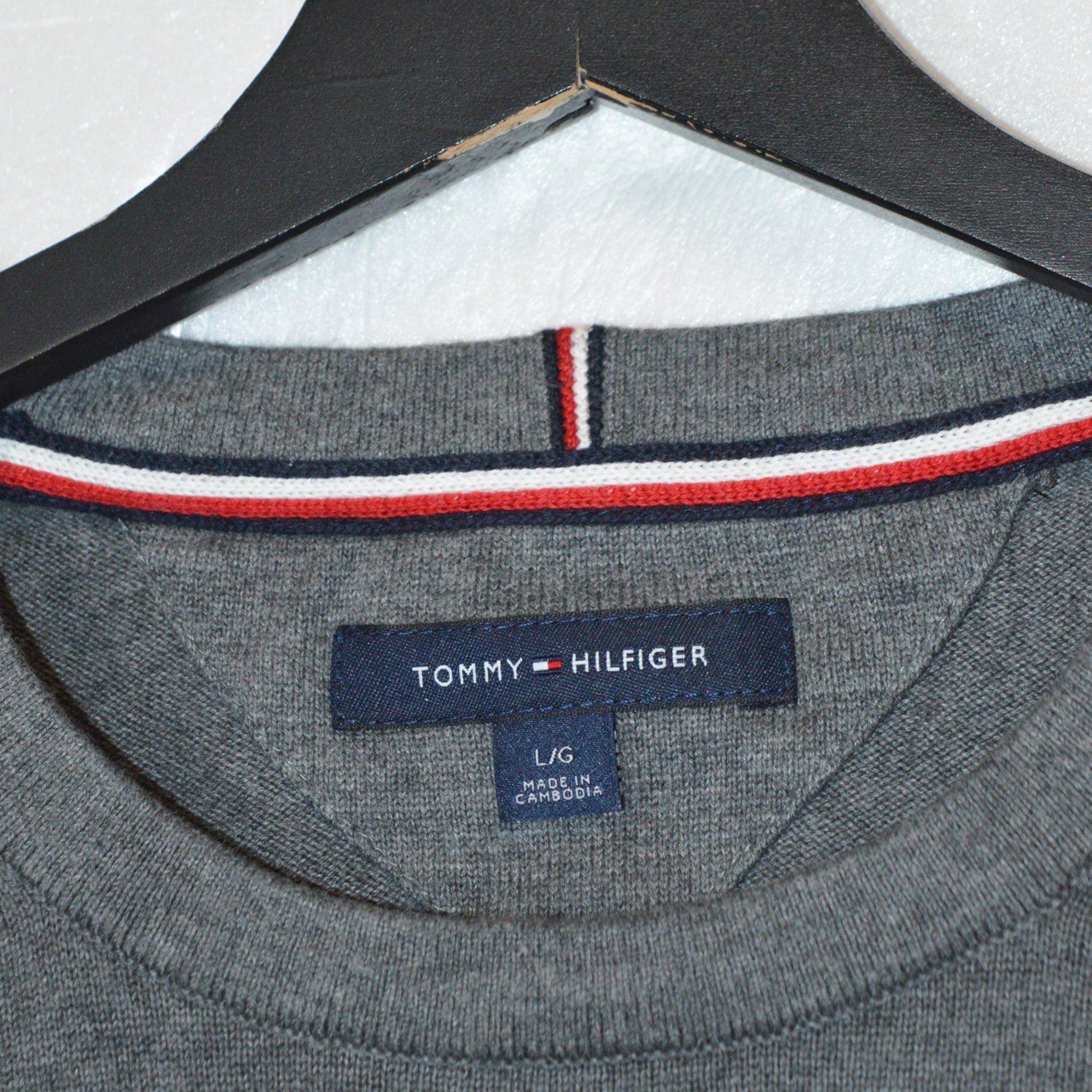 Tommy Hilfiger пуловер (L)
