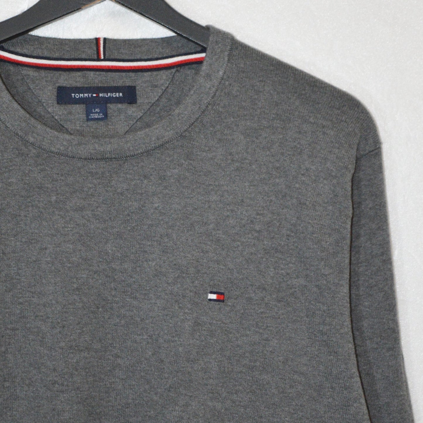 Tommy Hilfiger пуловер (L)