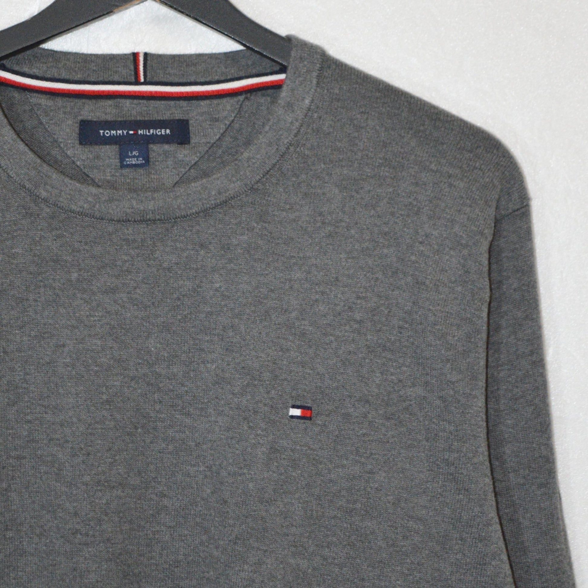 Tommy Hilfiger пуловер (L)
