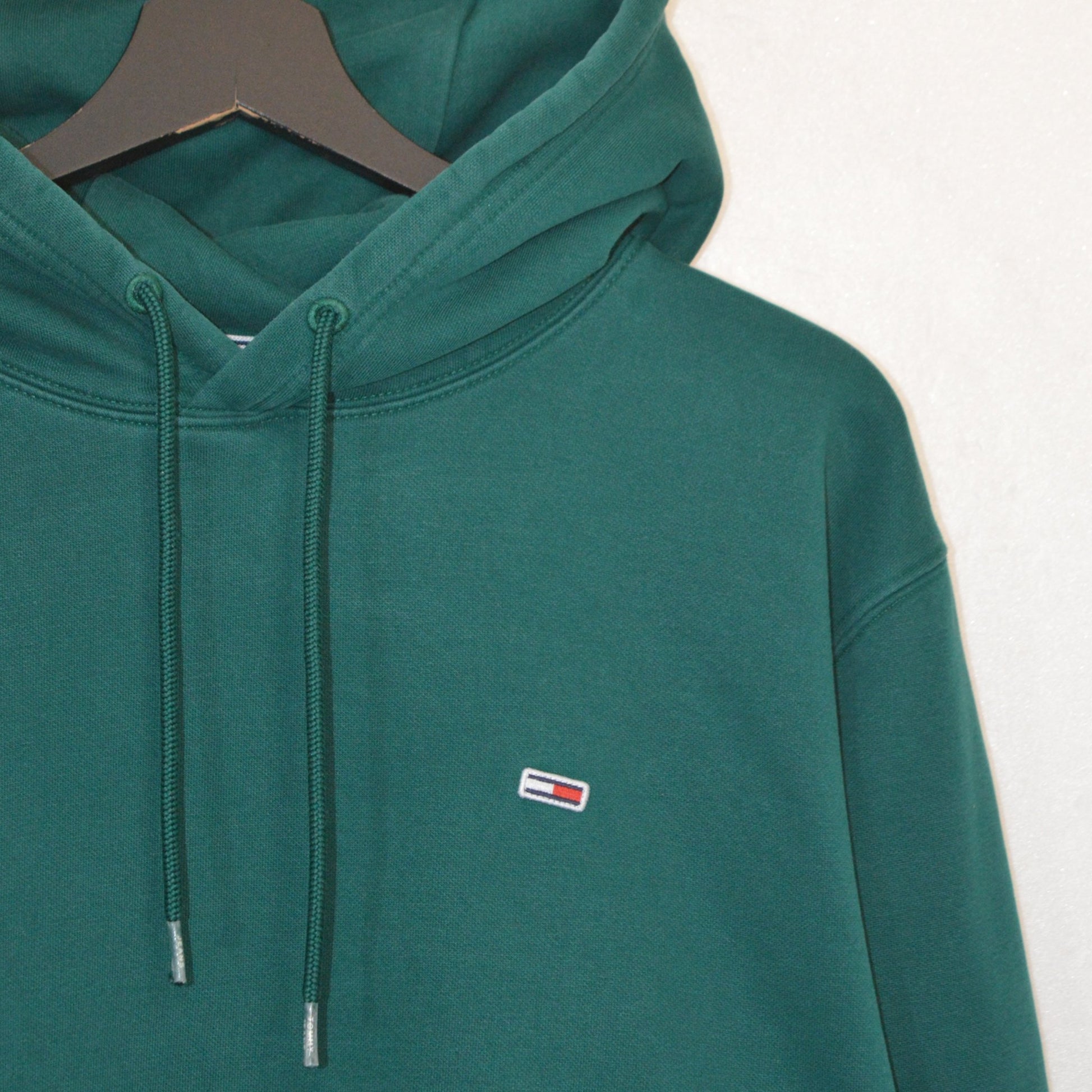 Tommy Hilfiger суичър (L)