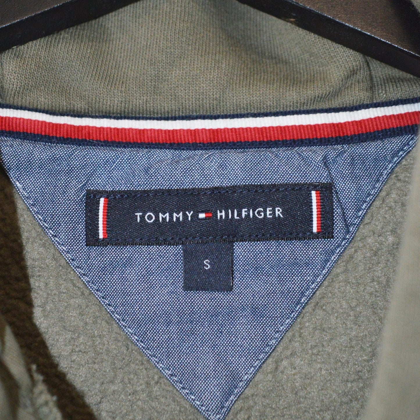 Tommy Hilfiger суичър (S)