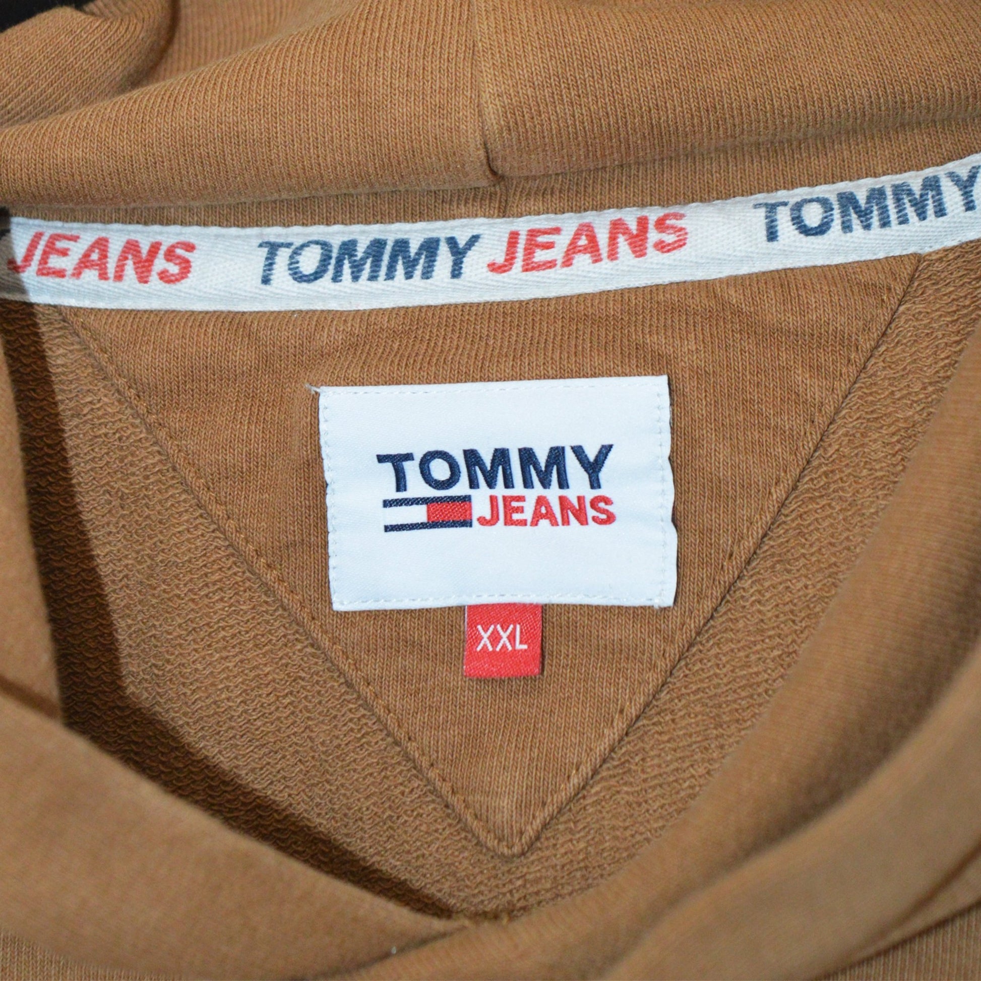 Tommy Hilfiger суичър (XXL)