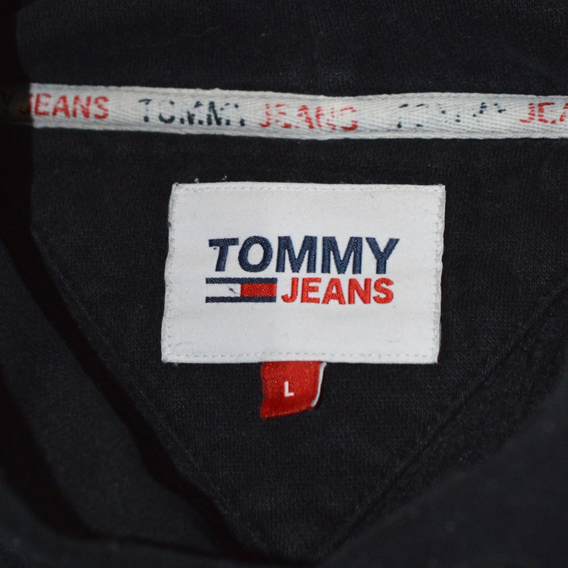 Tommy Hilfiger суичър (L)