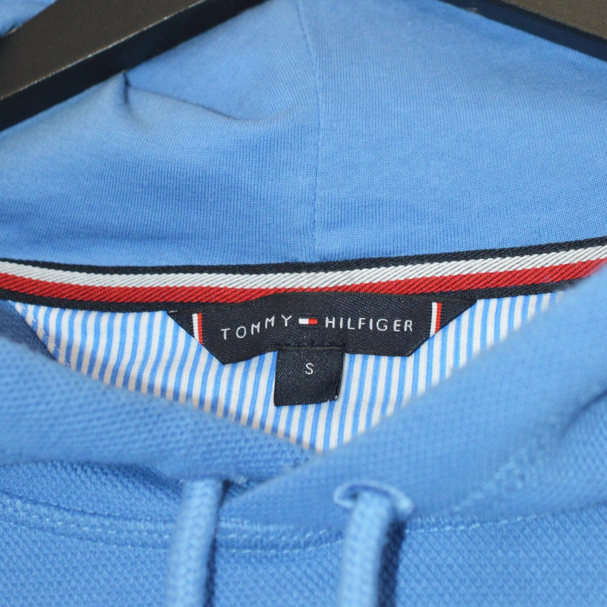 Tommy Hilfiger суичър (S)