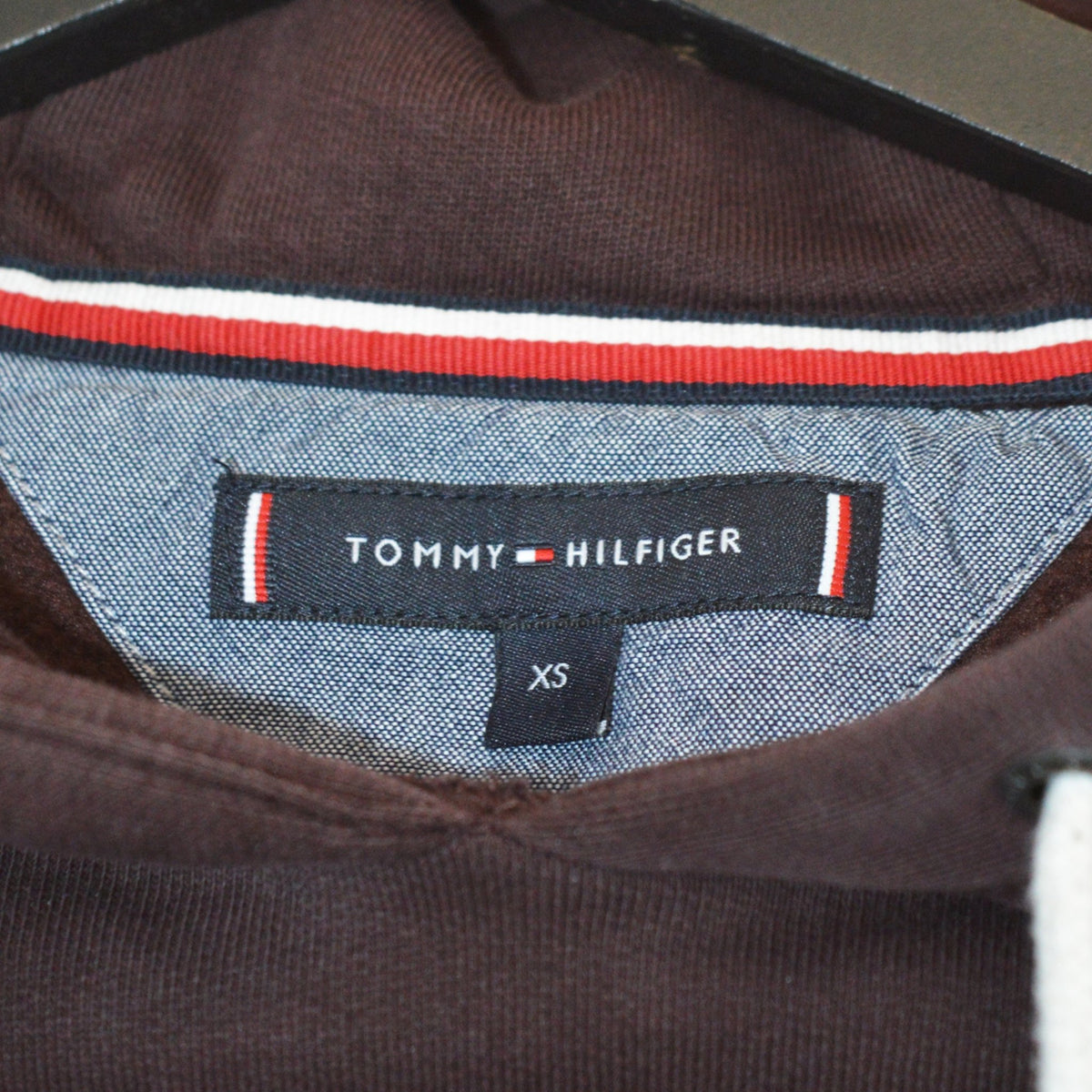 Tommy Hilfiger суичър (XS)