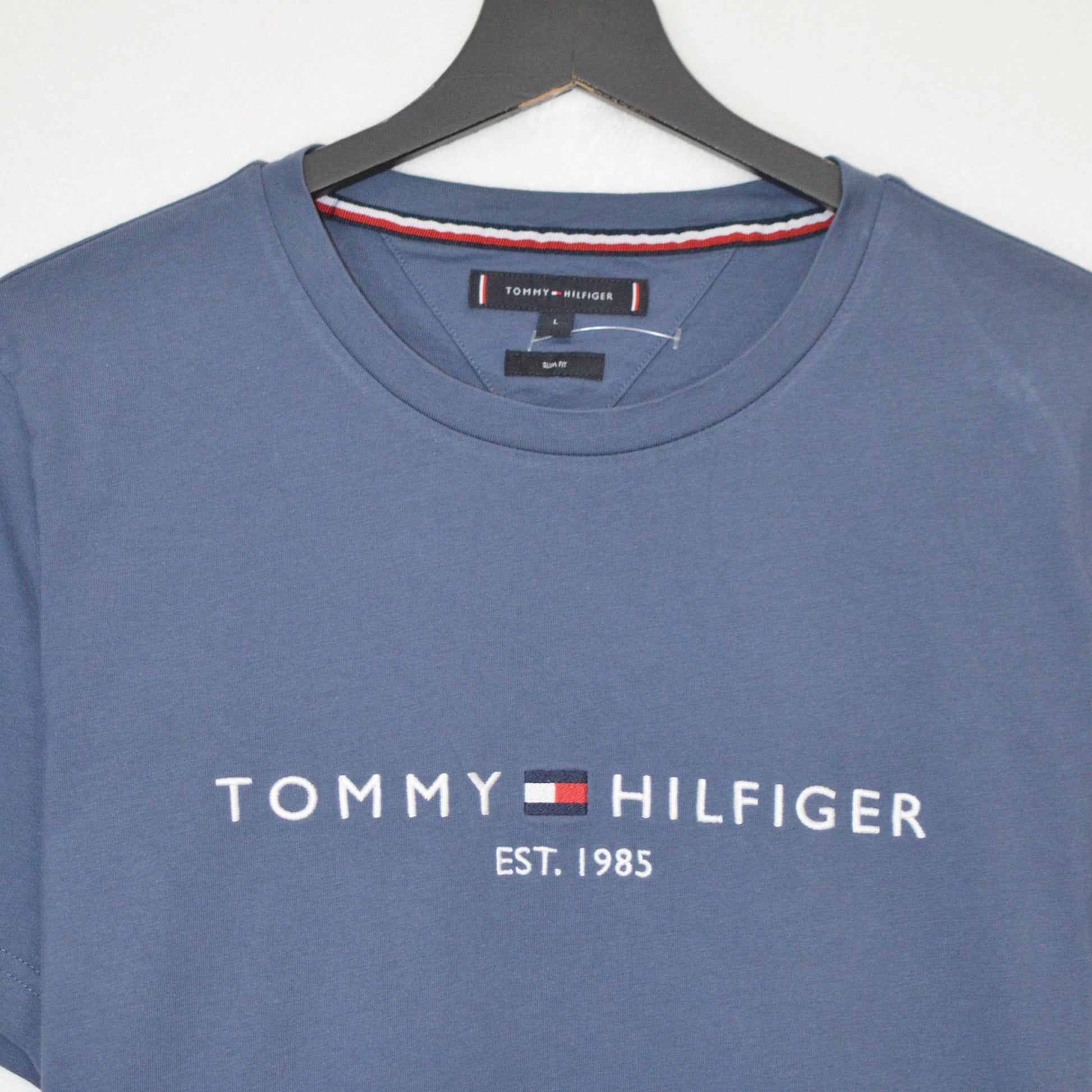 Tommy Hilfiger тениска (L)