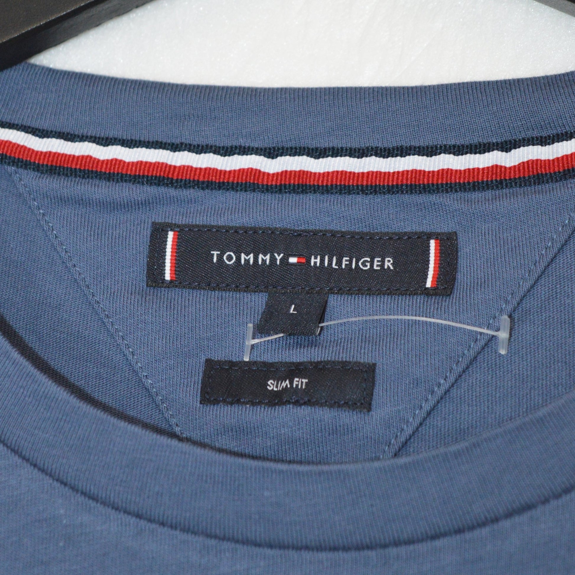 Tommy Hilfiger тениска (L)