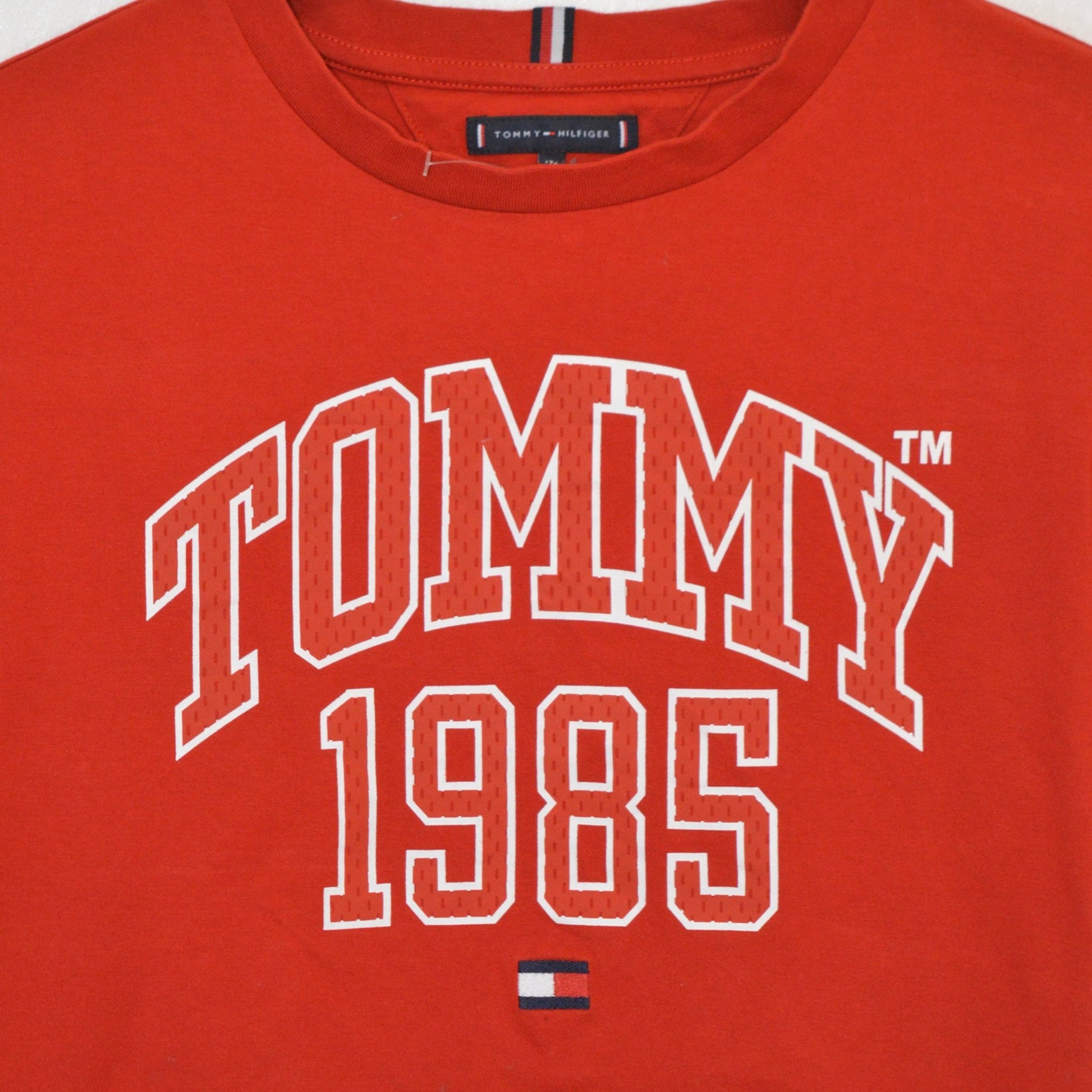 Tommy Hilfiger тениска (S)