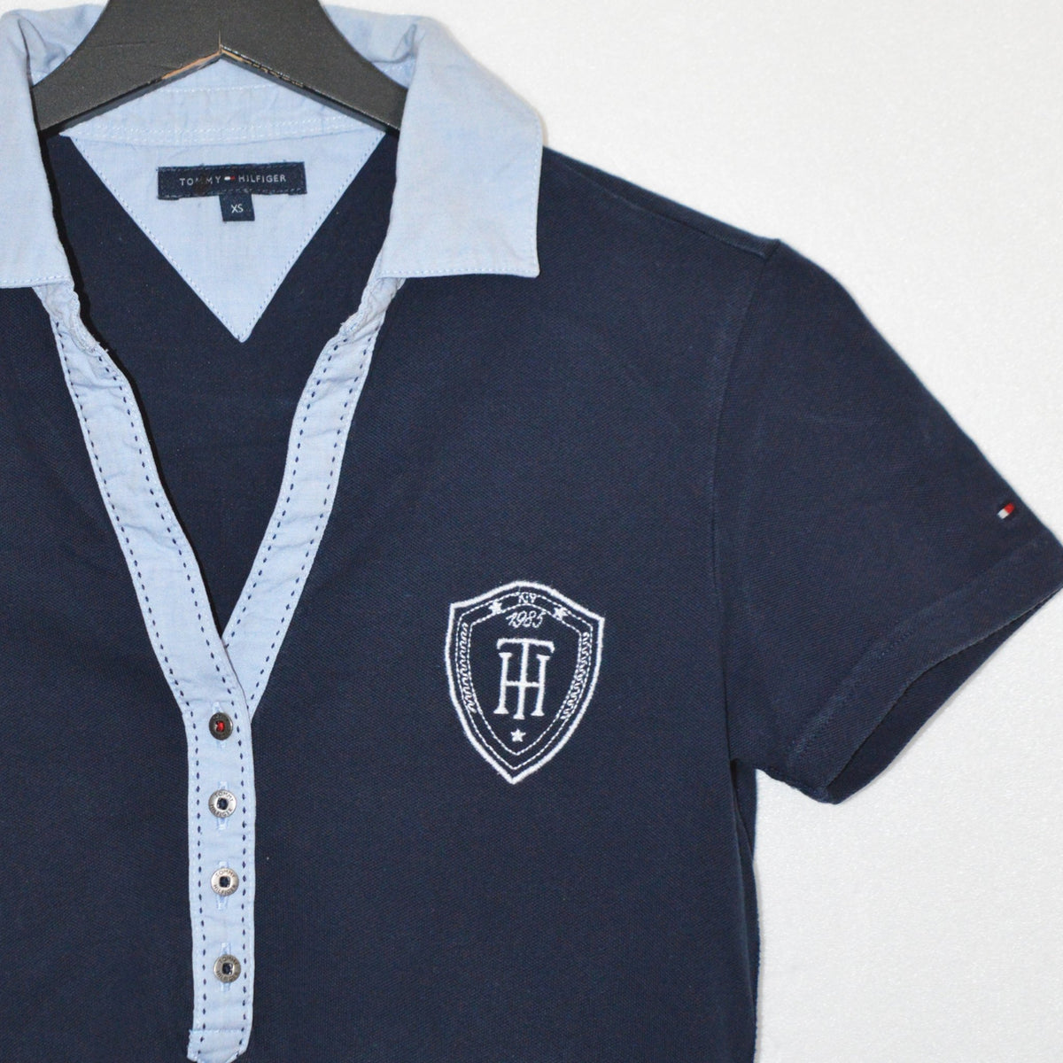 Tommy Hilfiger тениска (XS)
