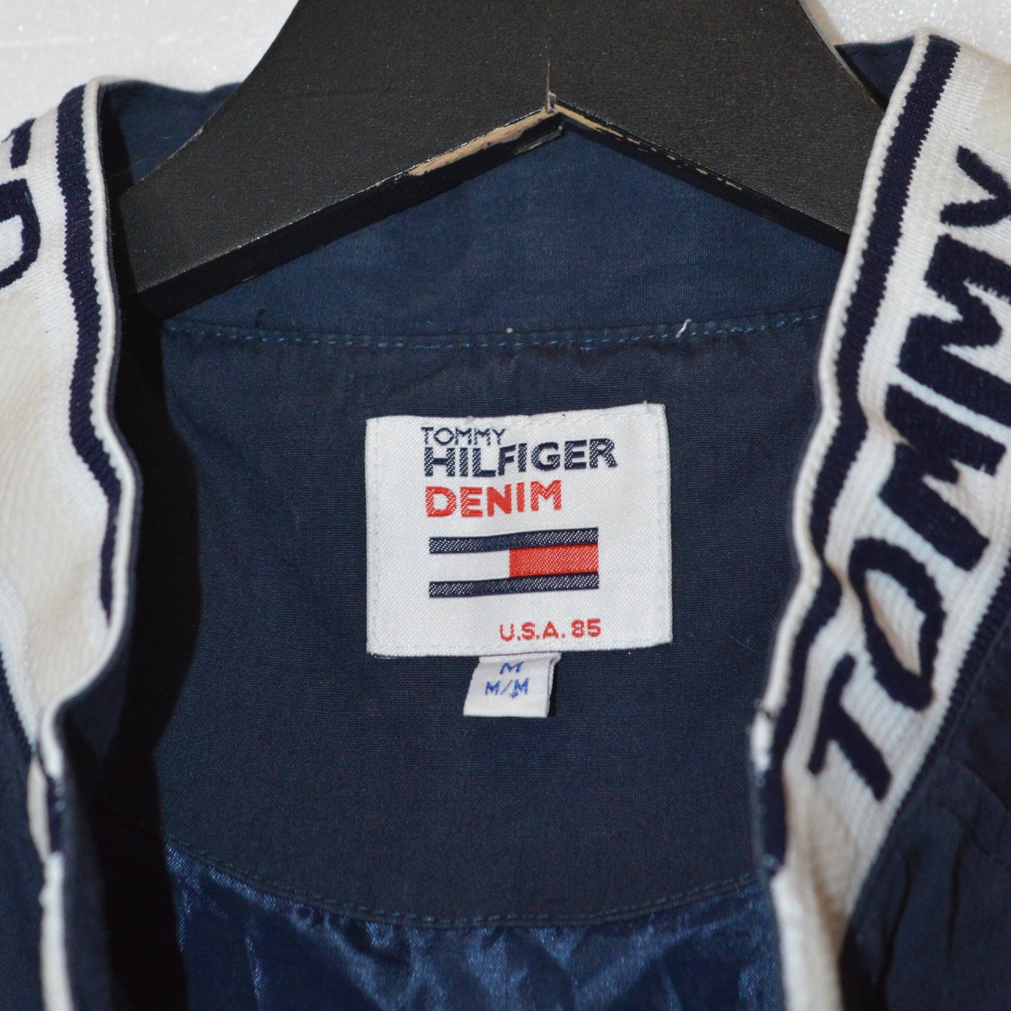 Tommy Hilfiger яке (M)