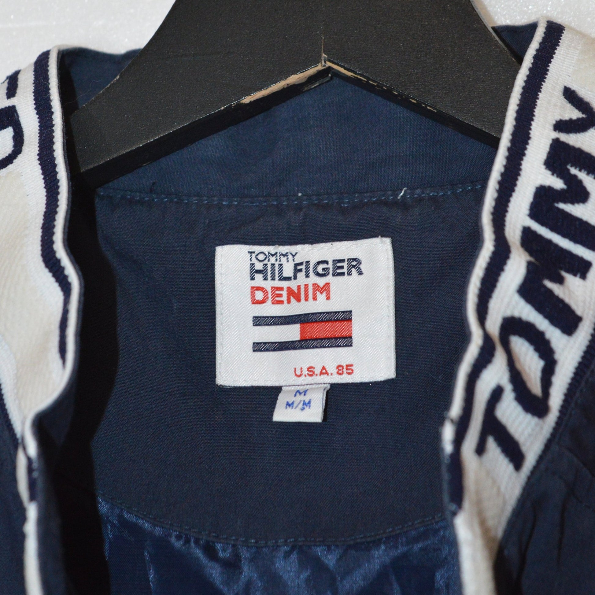Tommy Hilfiger яке (M)