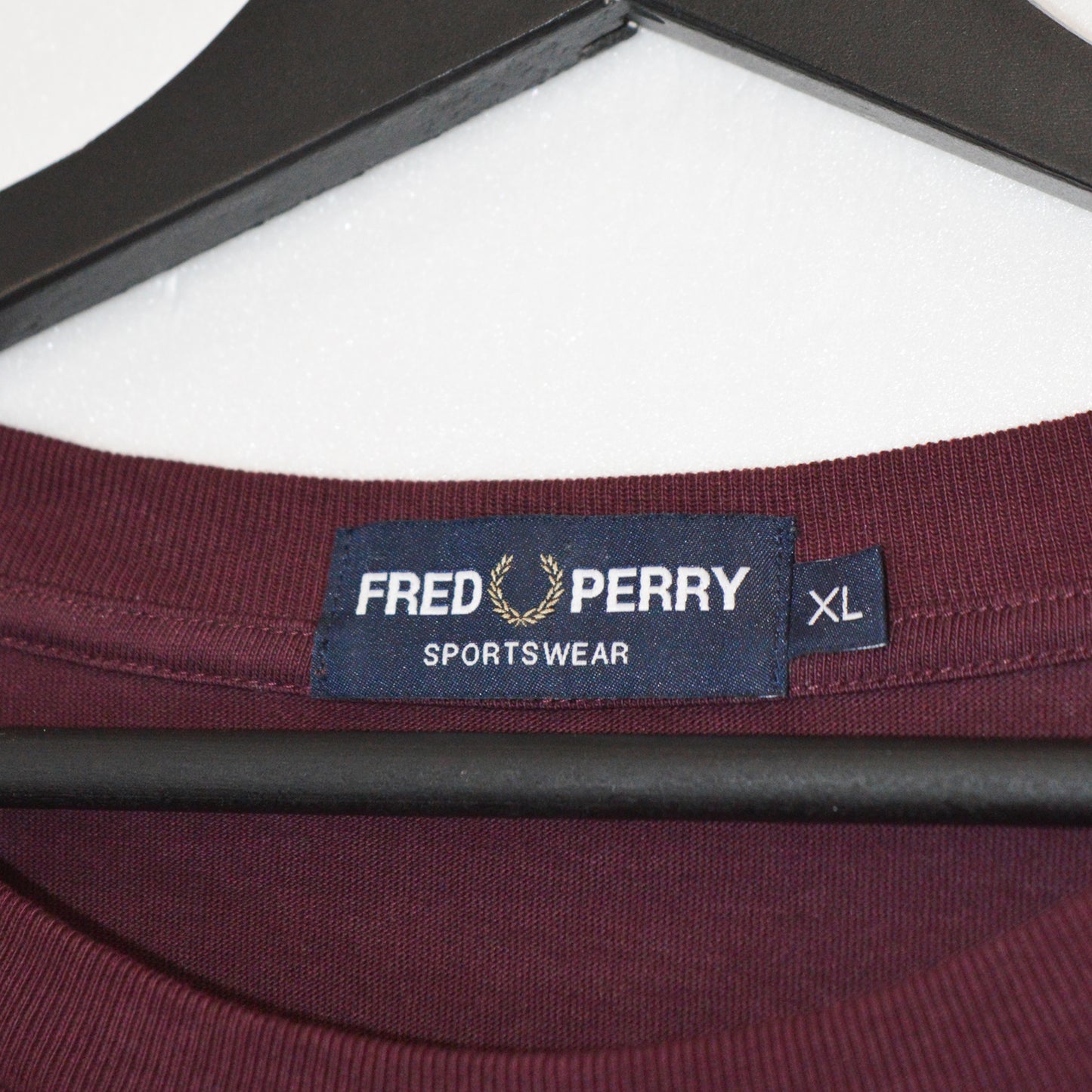 FRED PERRY ГОРНИЩЕ (XL)