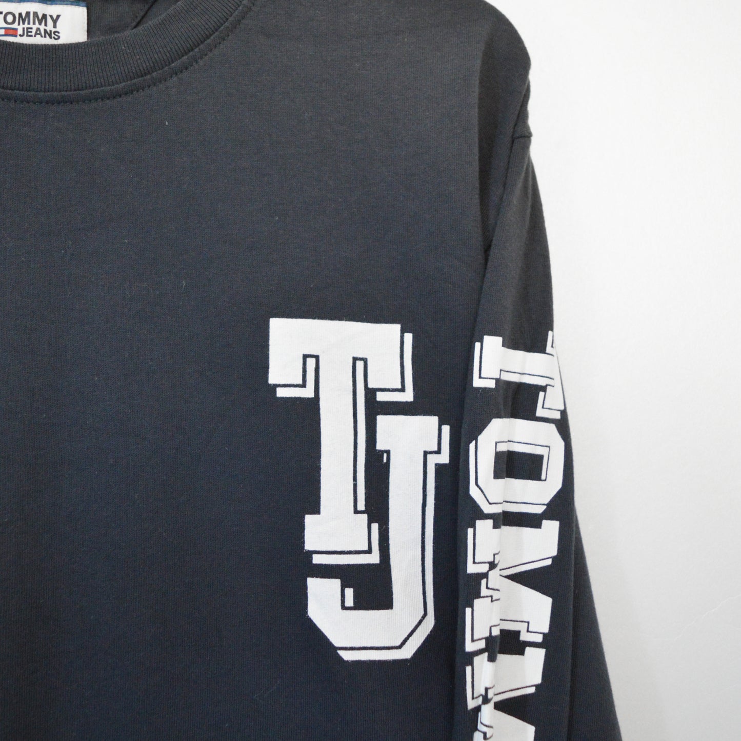 TOMMY HILFIGER ГОРНИЩЕ (L)